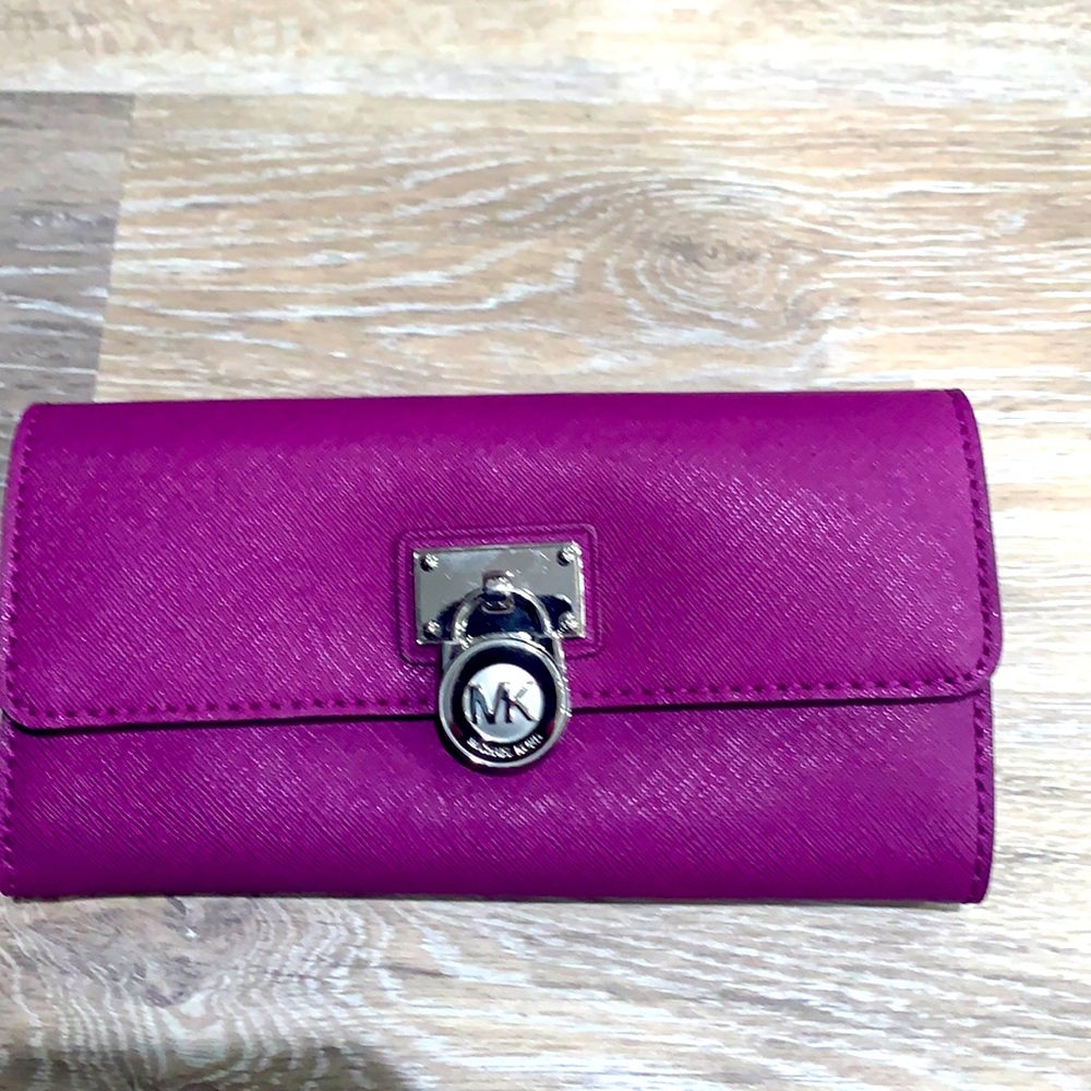 Michael Kors wallet